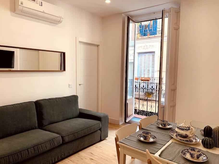 Apartamento Vip VI En Madrid Centro Lägenhet Exteriör bild