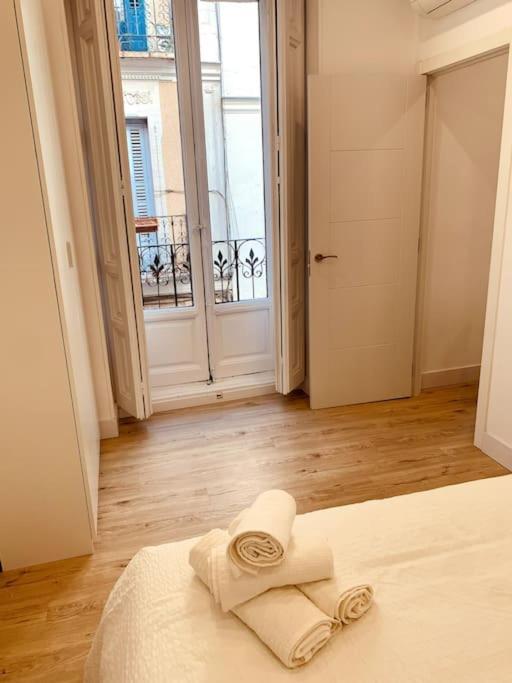 Apartamento Vip VI En Madrid Centro Lägenhet Exteriör bild