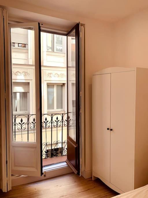 Apartamento Vip VI En Madrid Centro Lägenhet Exteriör bild