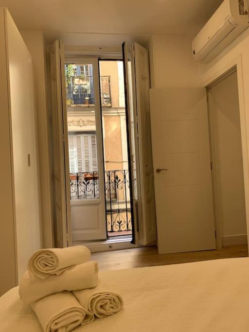 Apartamento Vip VI En Madrid Centro Lägenhet Exteriör bild